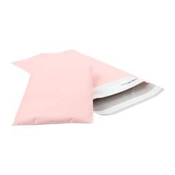 Värillinen postituspussi (eri kokoja)